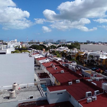 Torre Yax-Che Urban Center Apartment Cancún Exterior foto